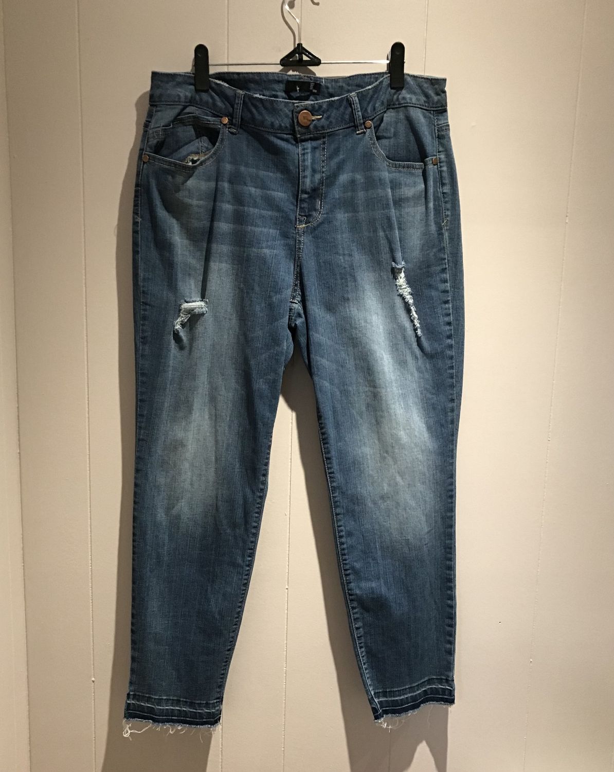 Men’s Demin Size 16