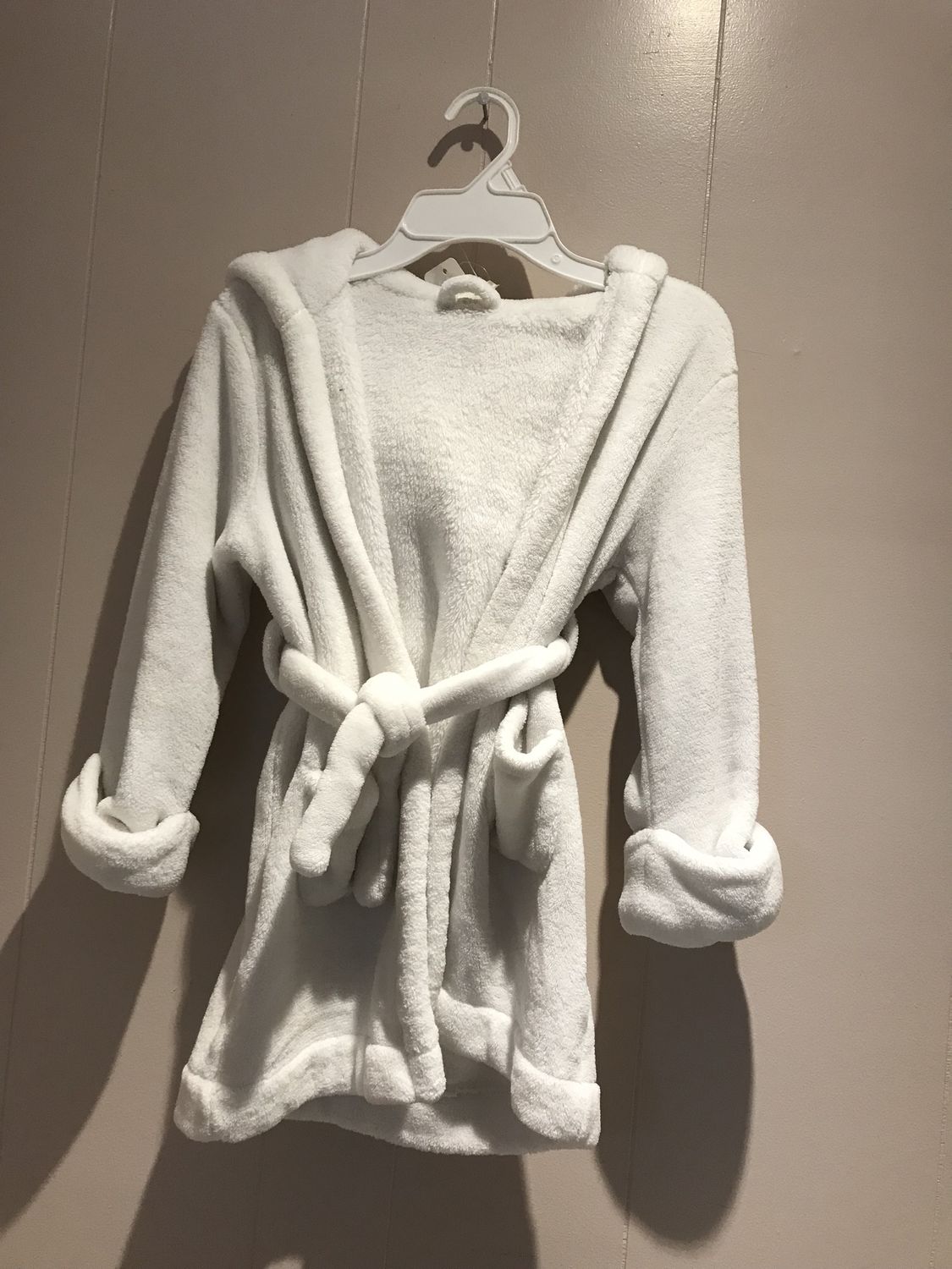 GAP Kids Girls rob white Size 6