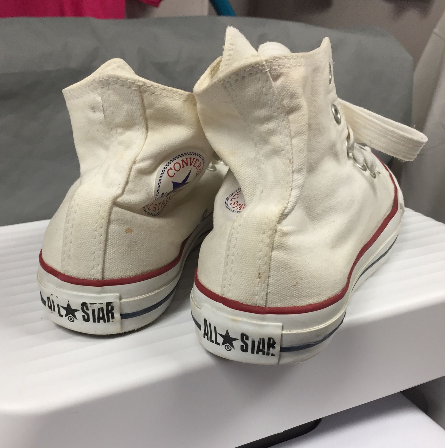 All Star ConverseHi Top ( Pre-Owned) size6 men