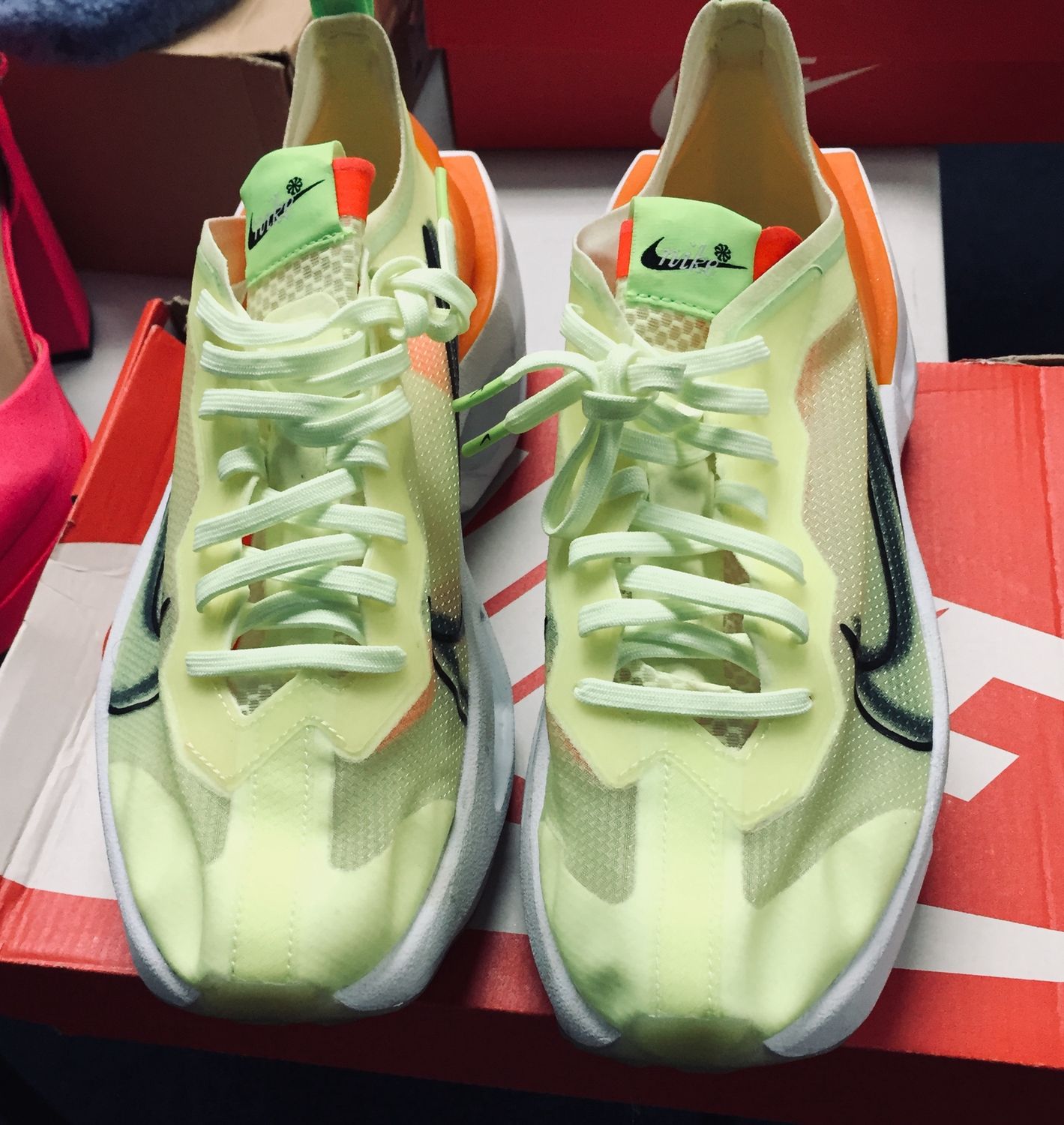 Nike Shoe(Pre- Owned) size 10