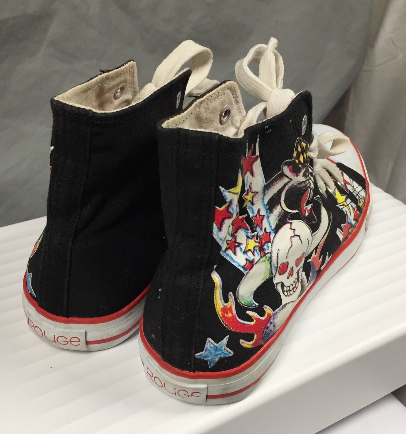 Rouge Hi Top sneakers  Pre- Owned 8.5