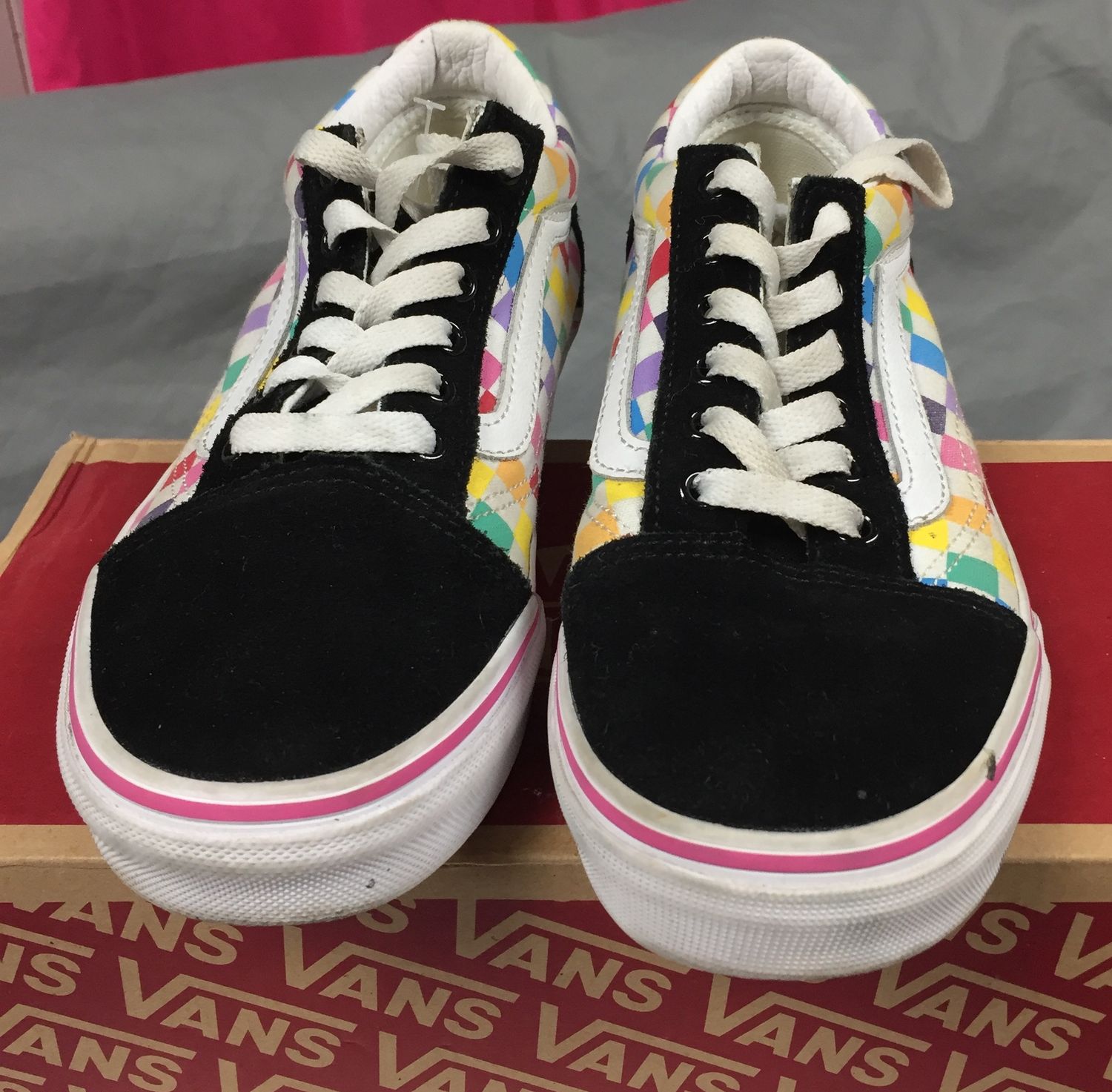 VAN’S OFF The Wall Ola Sokol sneakers. Pre- Owned size 5