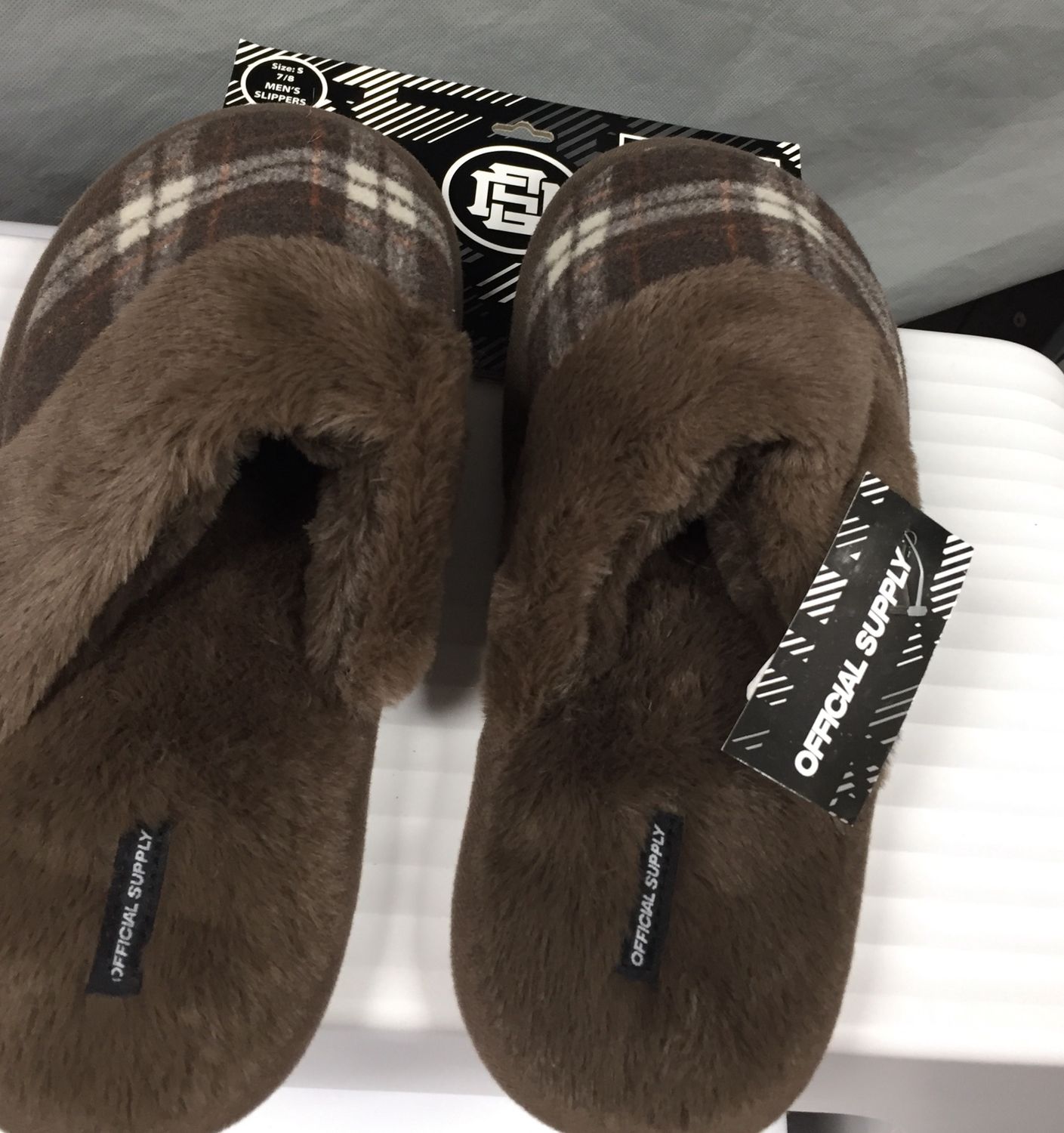 Cozy Slippers Brown size New