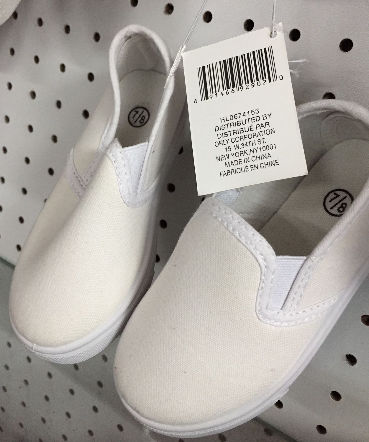 Children’s Shoe white size New