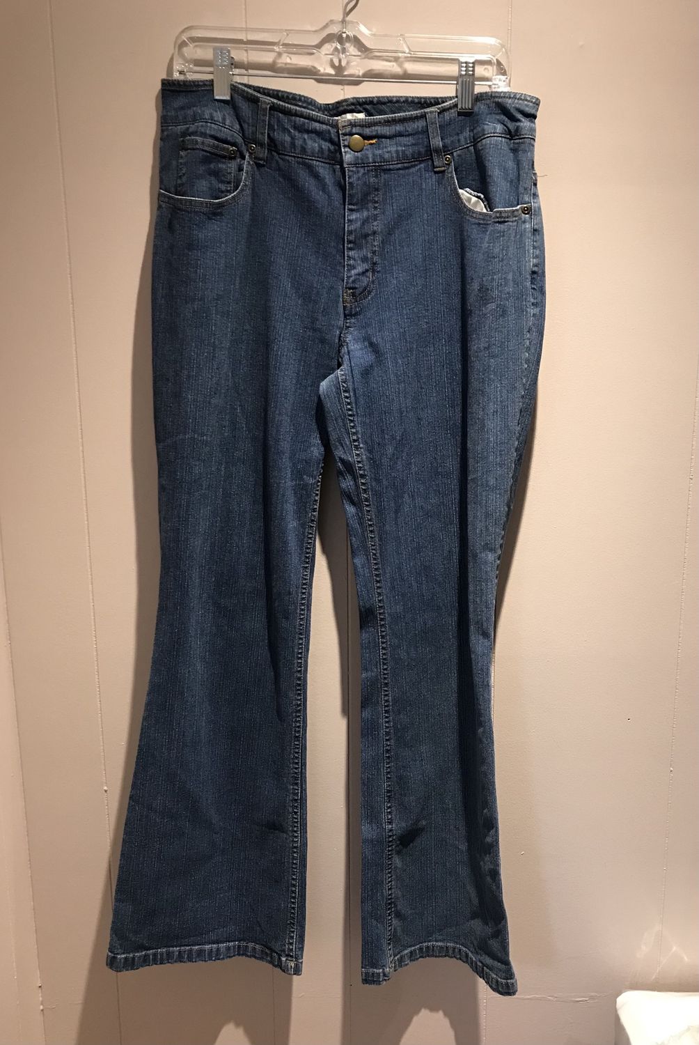 Monroe&amp; Main Women  jeans pant size 14 Wide leg