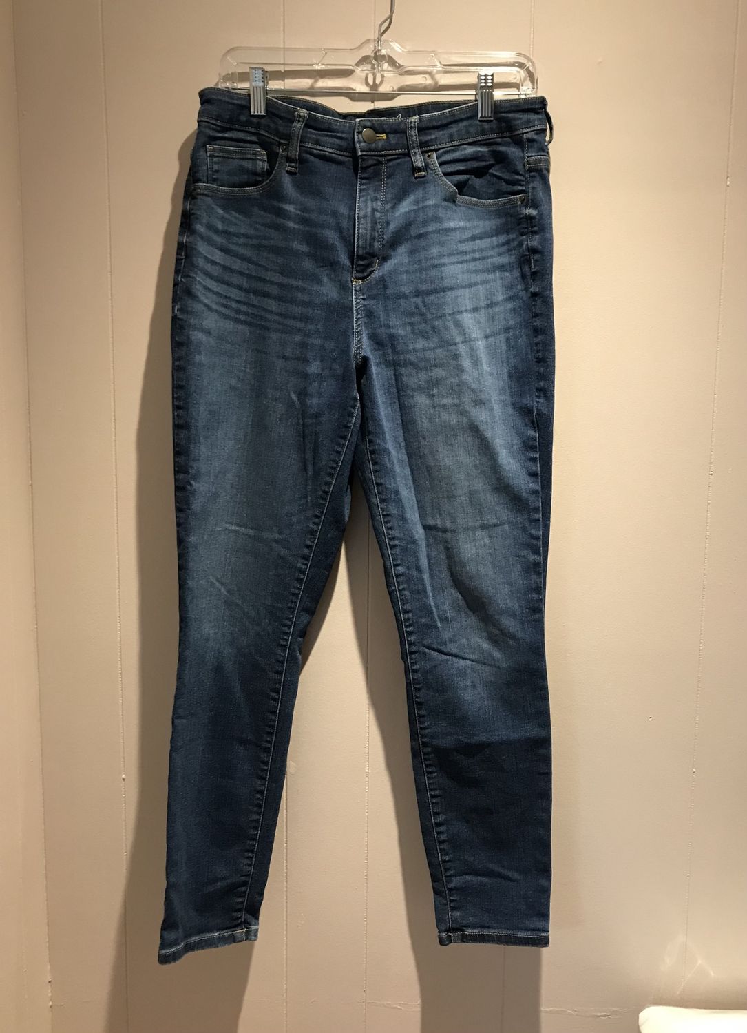 Isabel Maternity women’s jean size 12