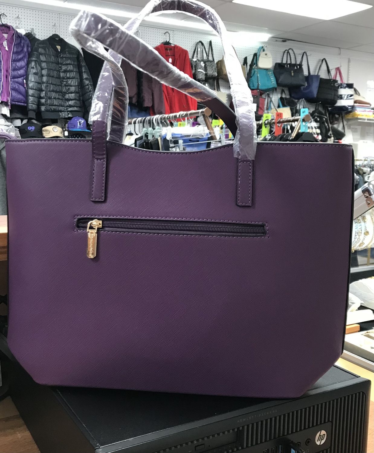 Lady handbag’s Lavender