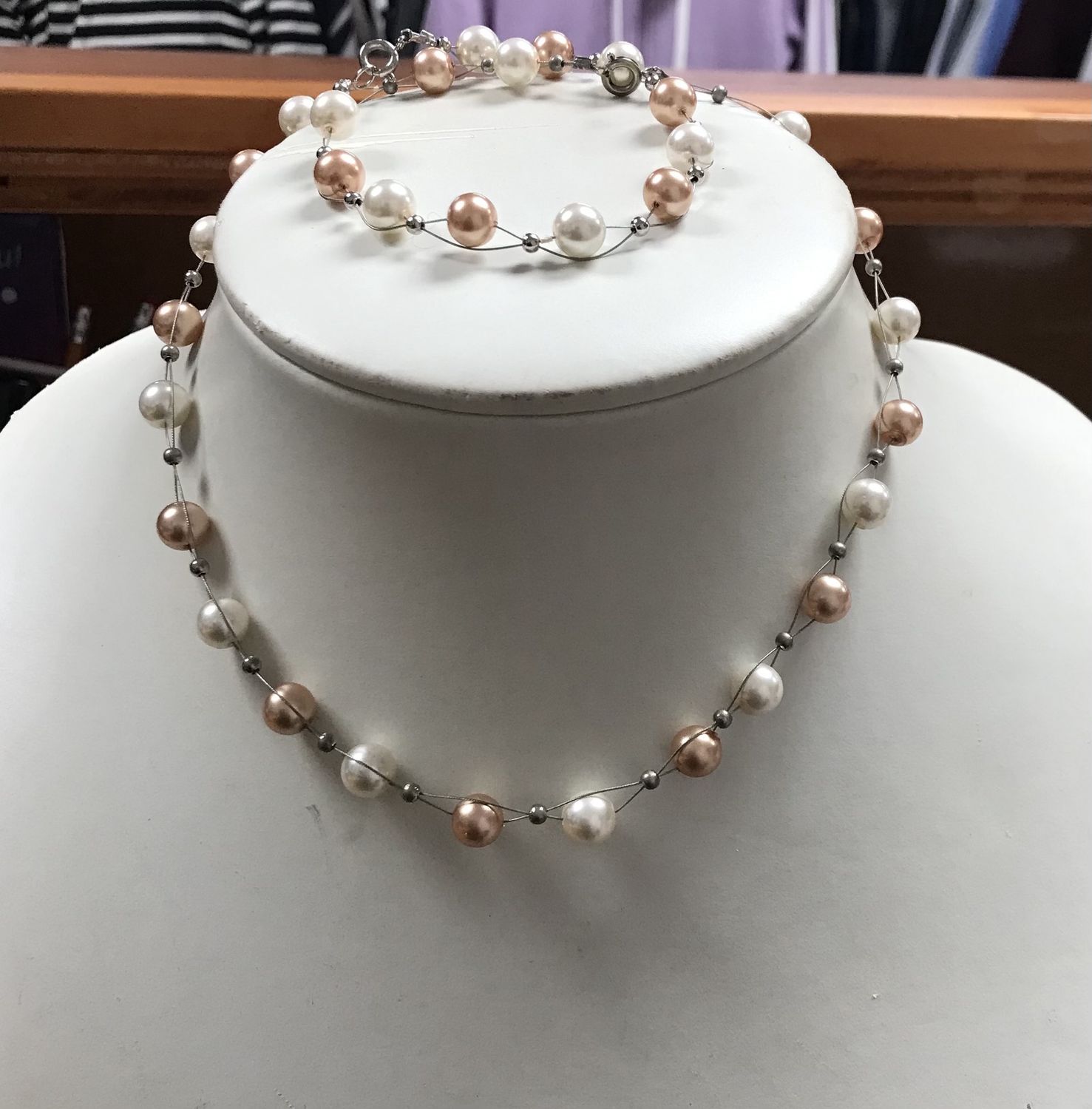 Pink &amp; White Pearl Necklace with Bracelet