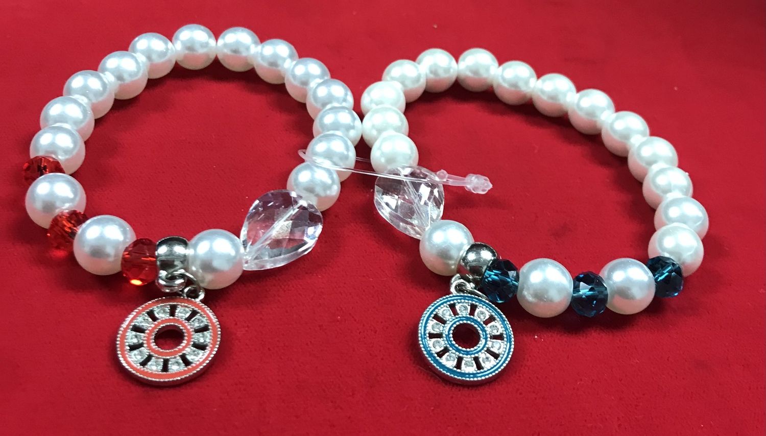 2 Fashion Beads Bracelets with Pendants