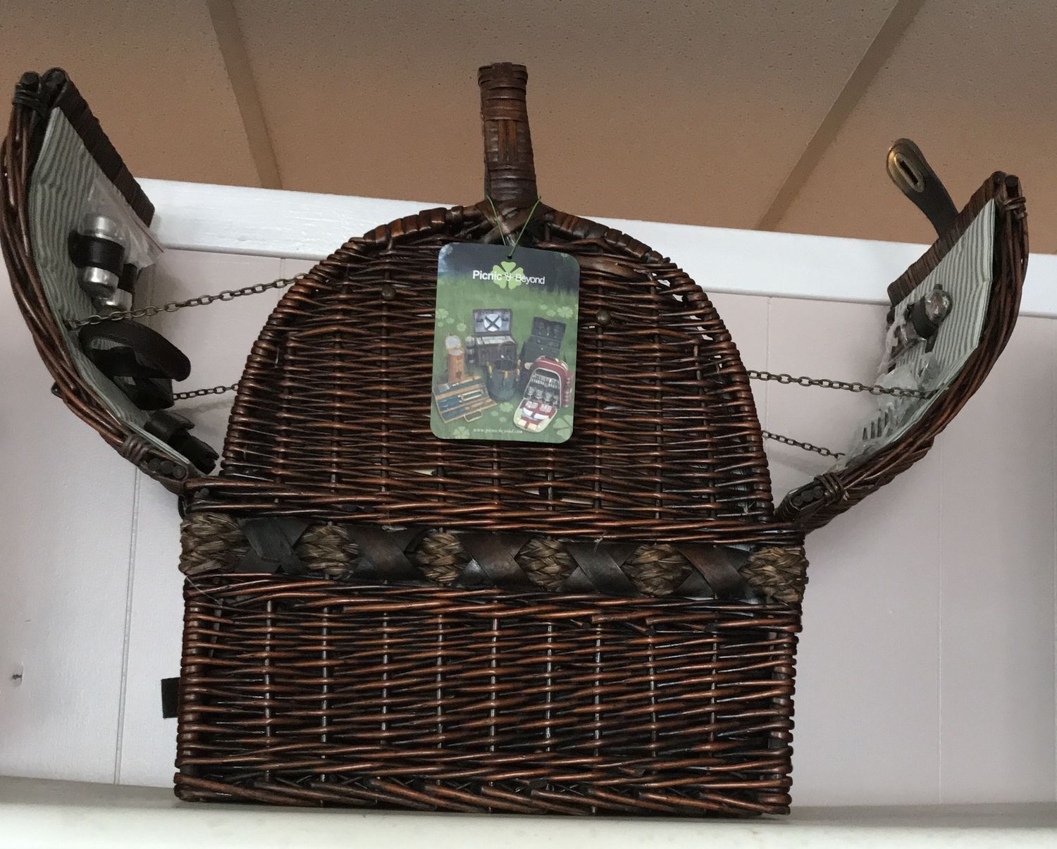 Picnic Basket for  with complete cutlery set for 2-SM