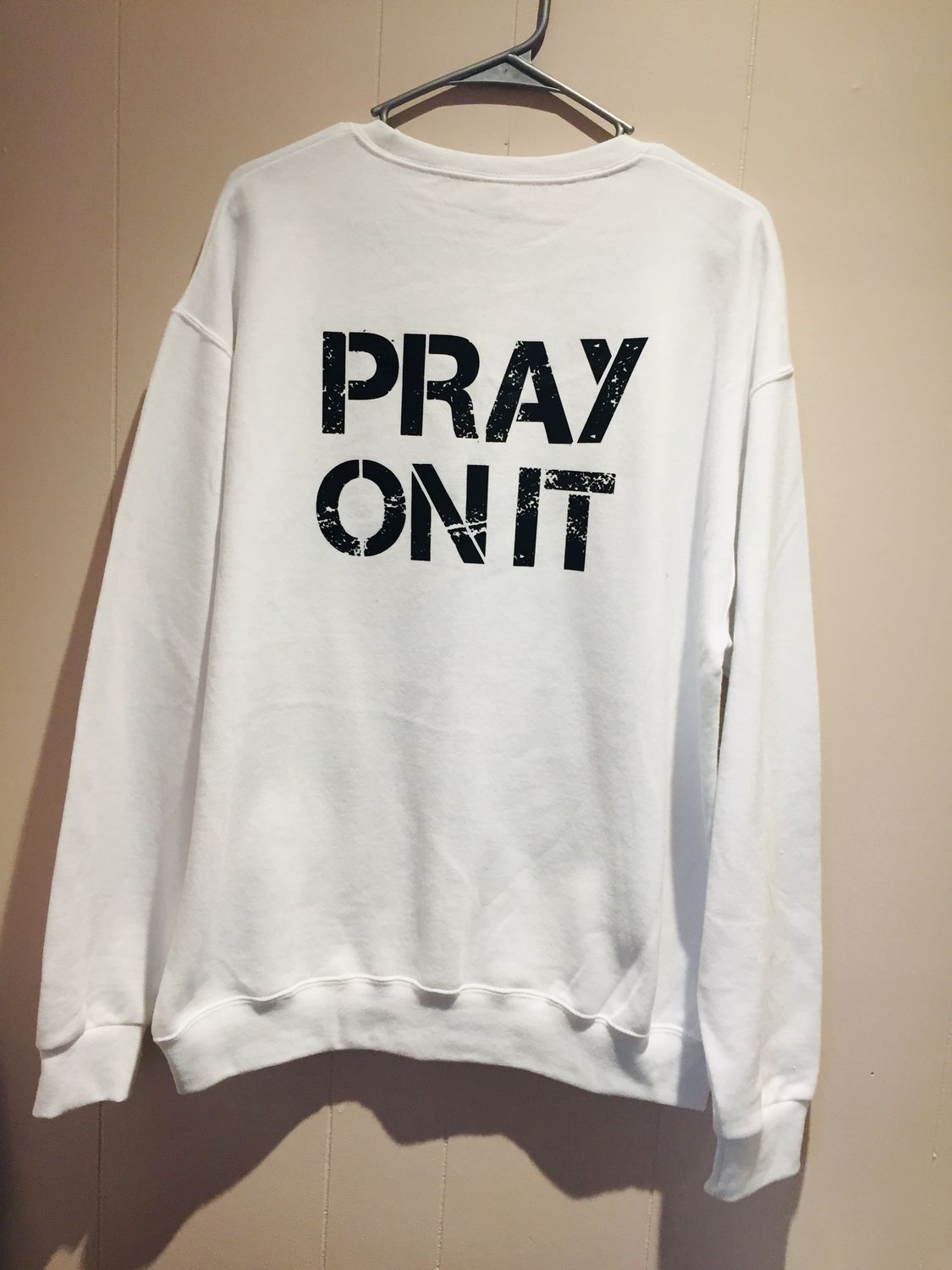 Men’s Top /shirt:Pray On It