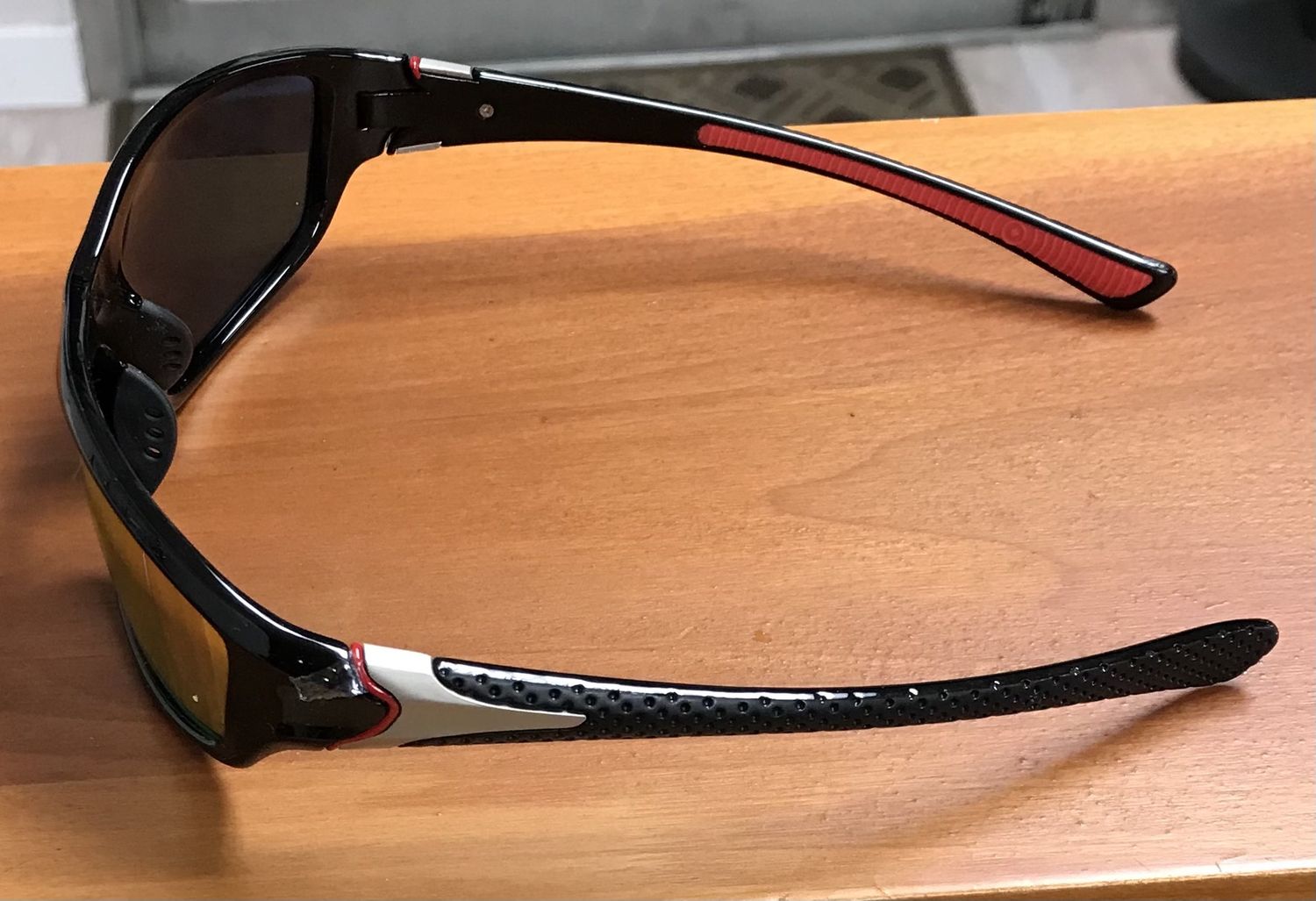 Sunglasses Polarized for men with UV Protection  for Cycling,fishing,,and Driving.