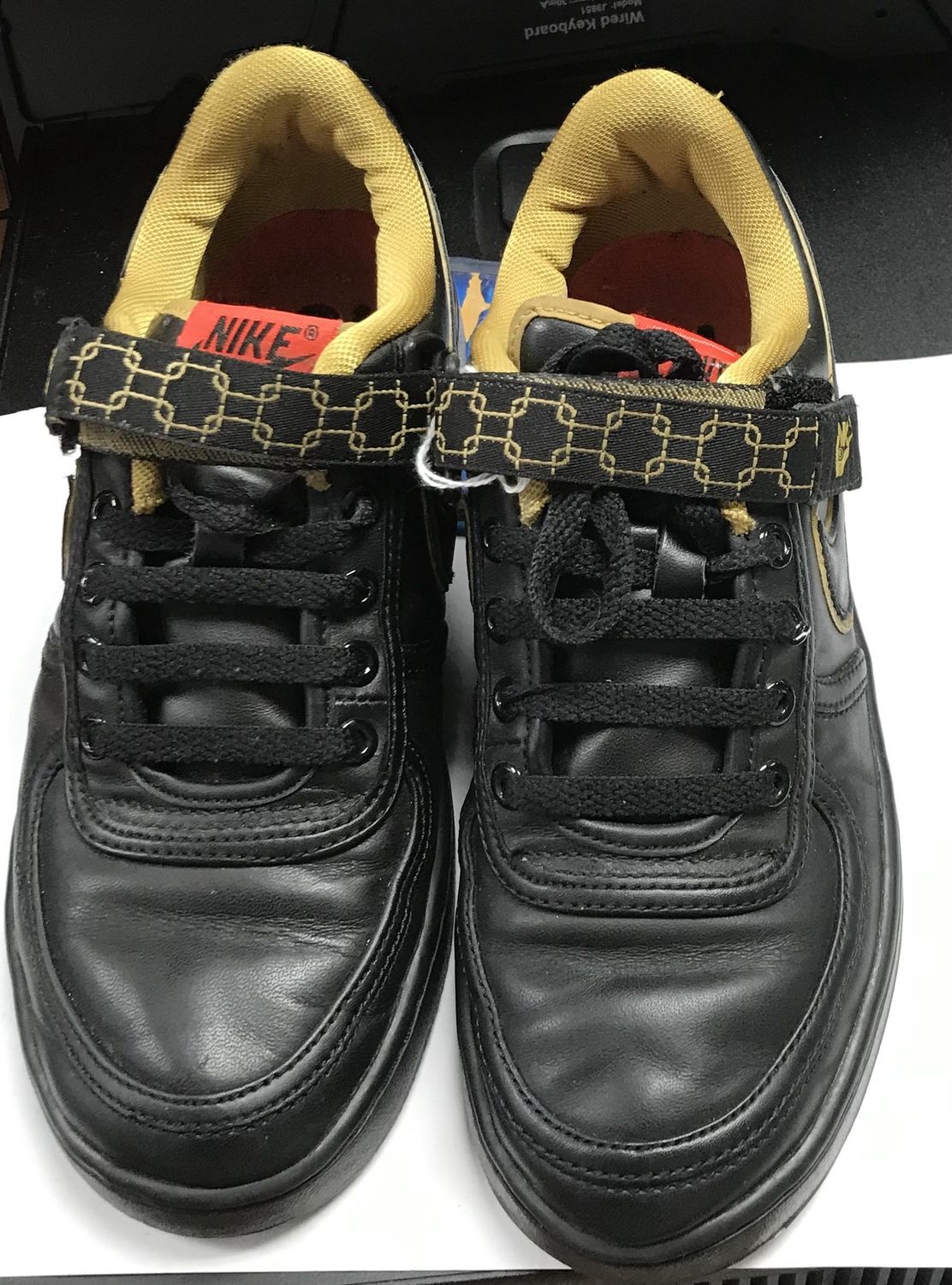 Nike Shoes Black Size 8