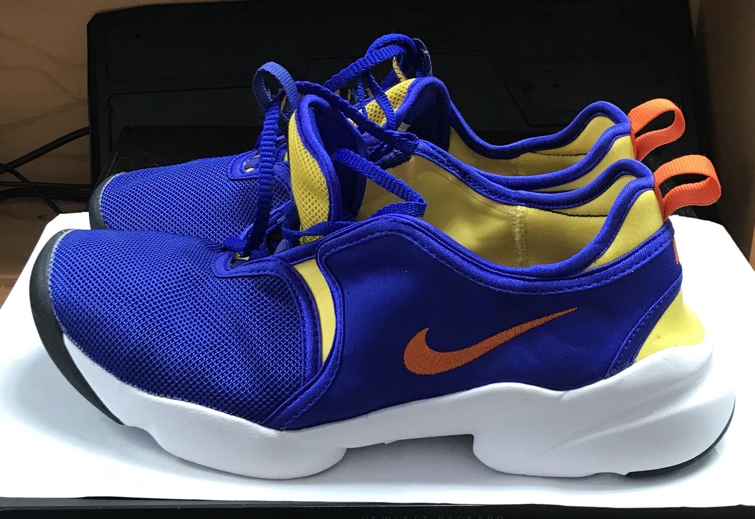 Nike Sneakers Size 9