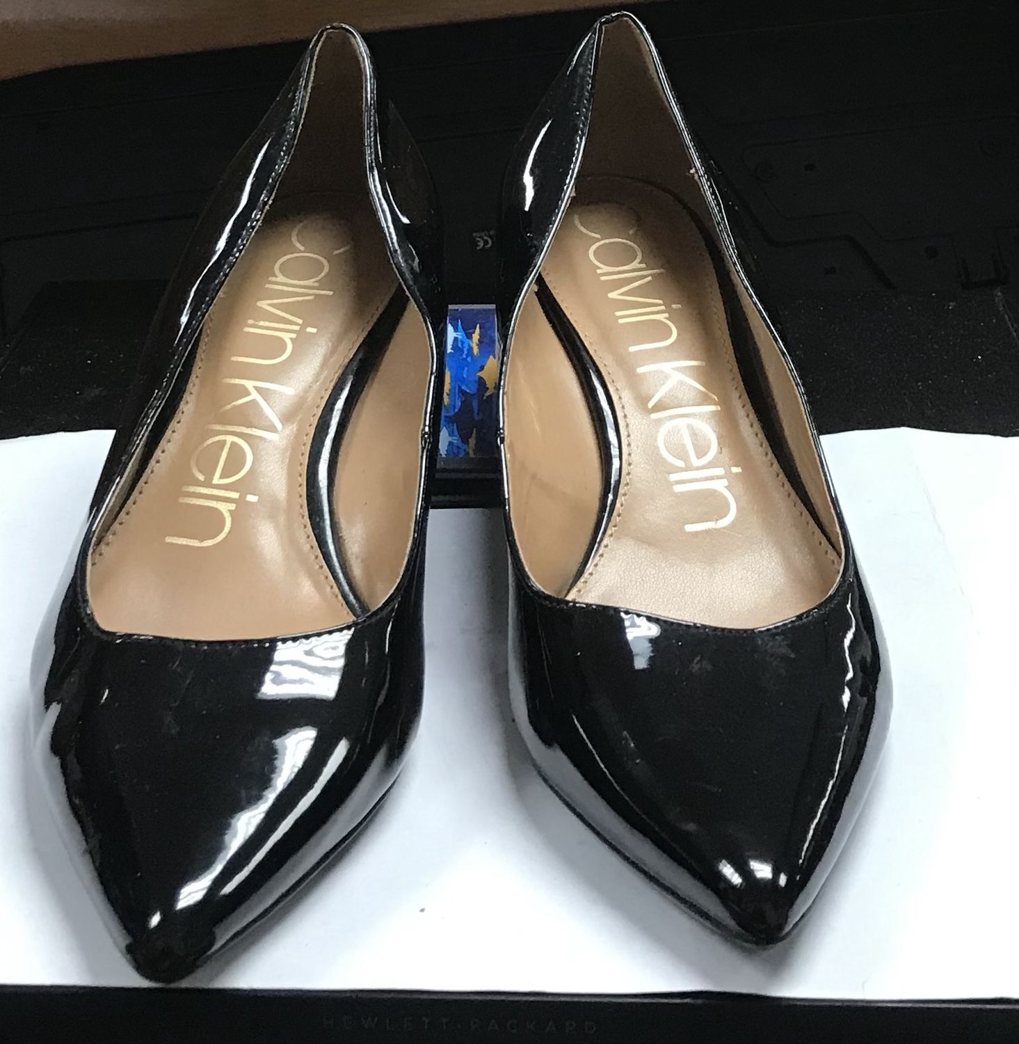 Calvin Klein Wedged   Size 9