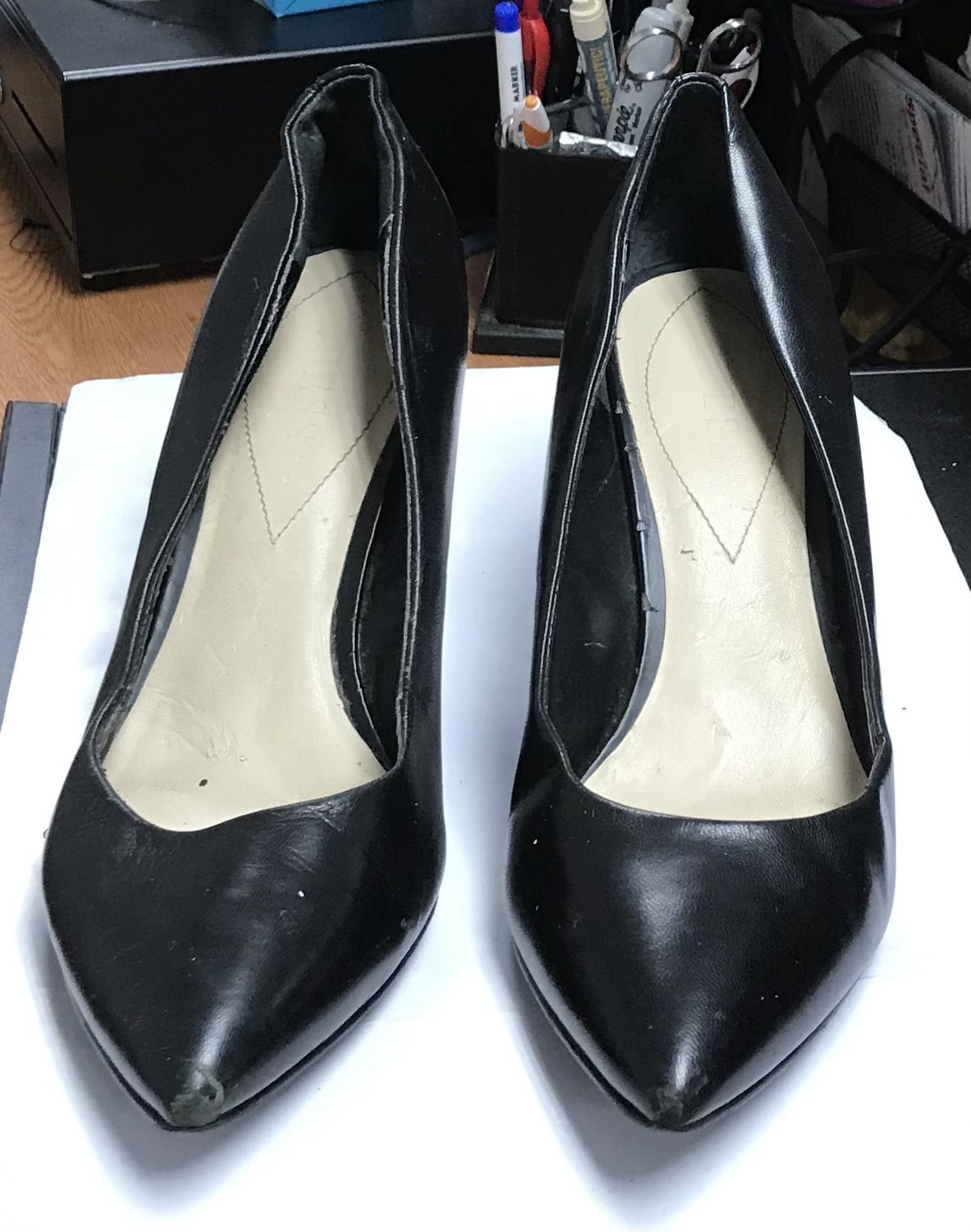 Lady’s Shoes by Guess size 9M black