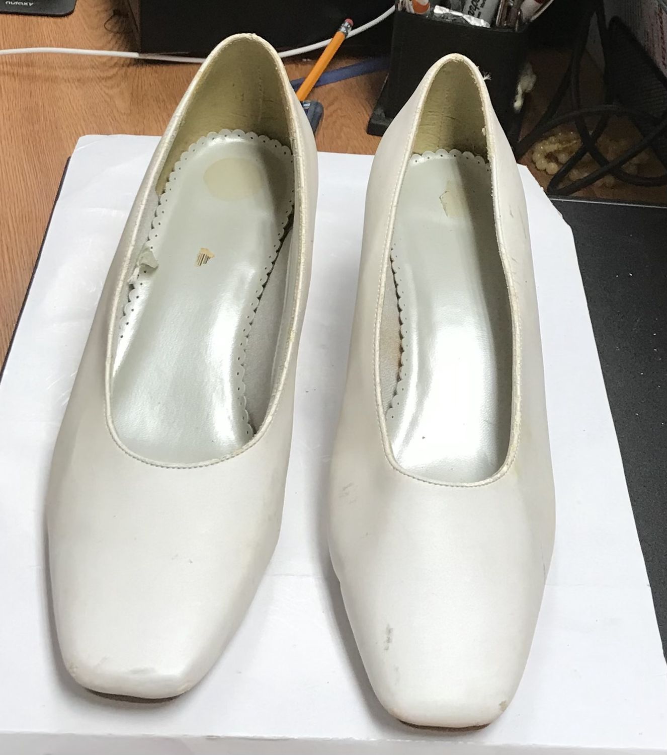 Lady’s Shoe White Size8.5