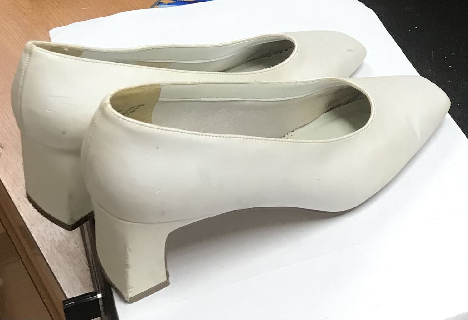 Lady’s Shoe White Size8.5