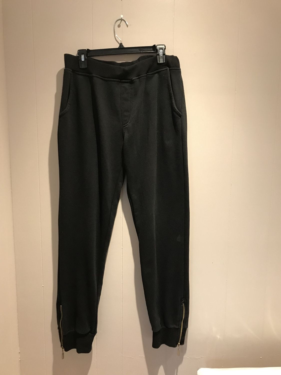 Sweat Pant by Cote de Nuits L