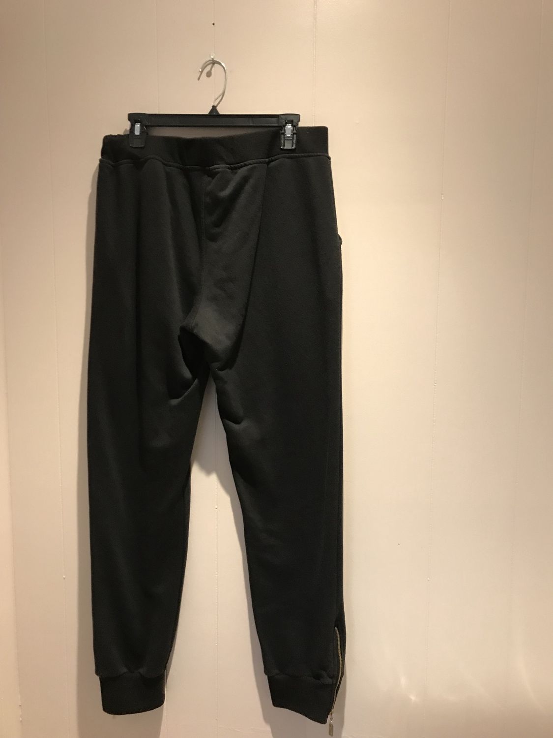 Sweat Pant by Cote de Nuits L