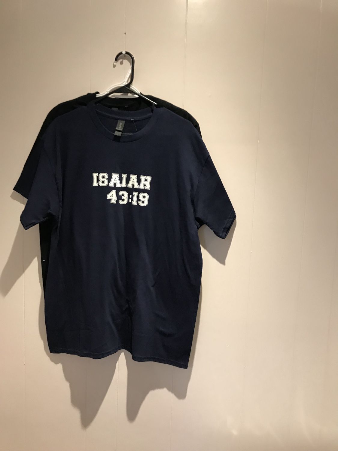 Design T-shirt ISAIAH 43