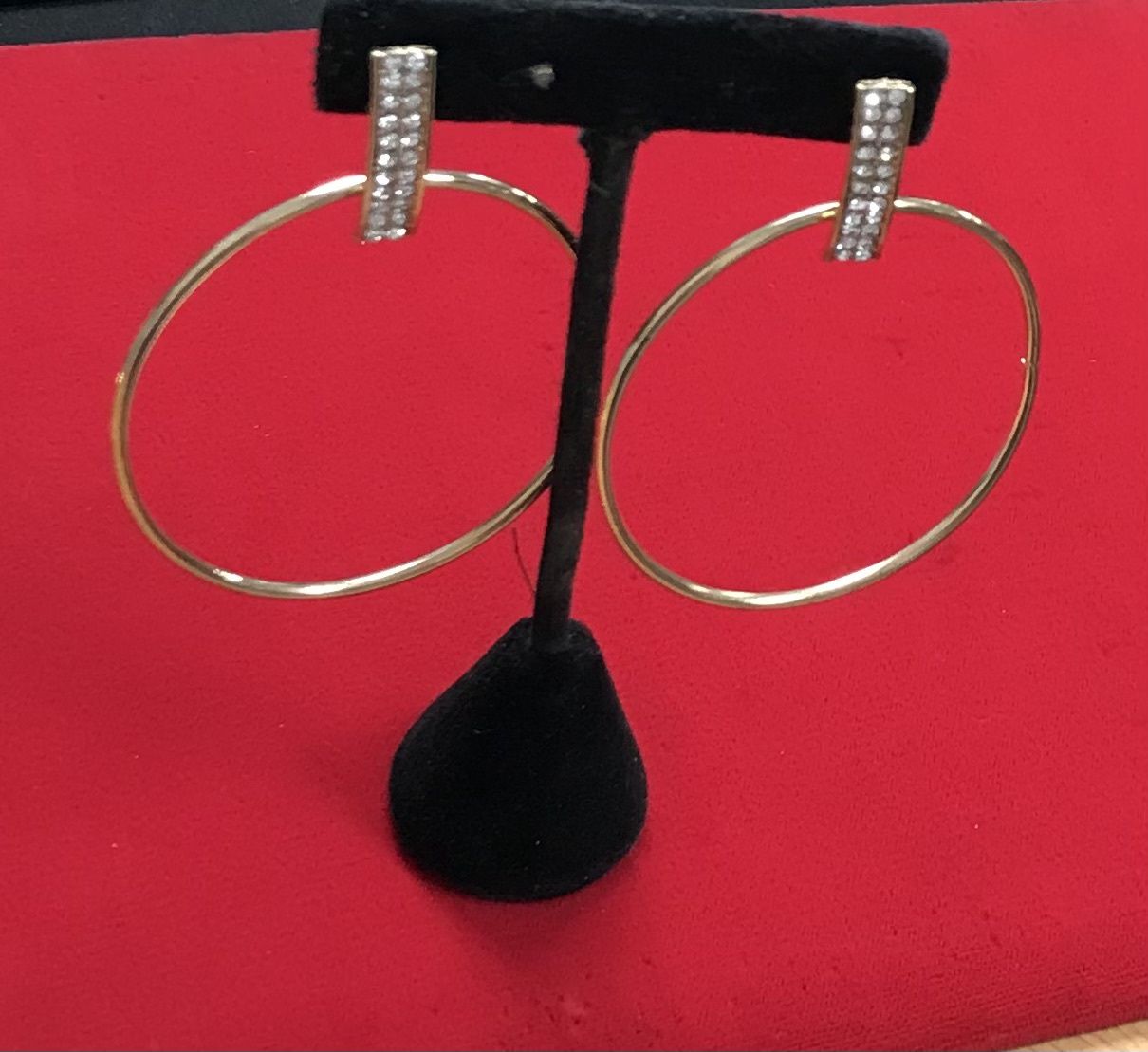 Fashion Gold Hoop Earrings with Rhinestones