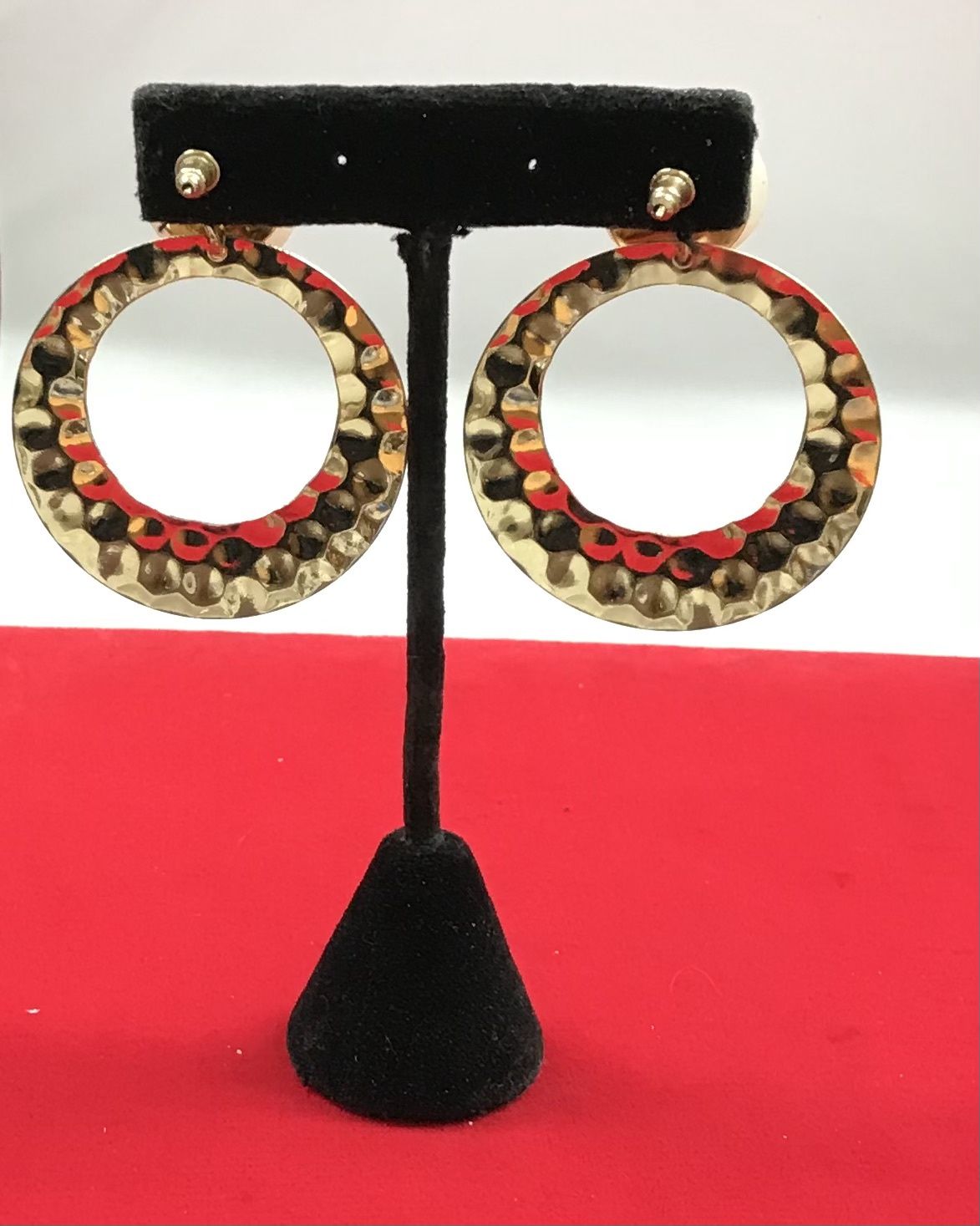 Fashion Gold  Pierce Pearl Hoop Earring