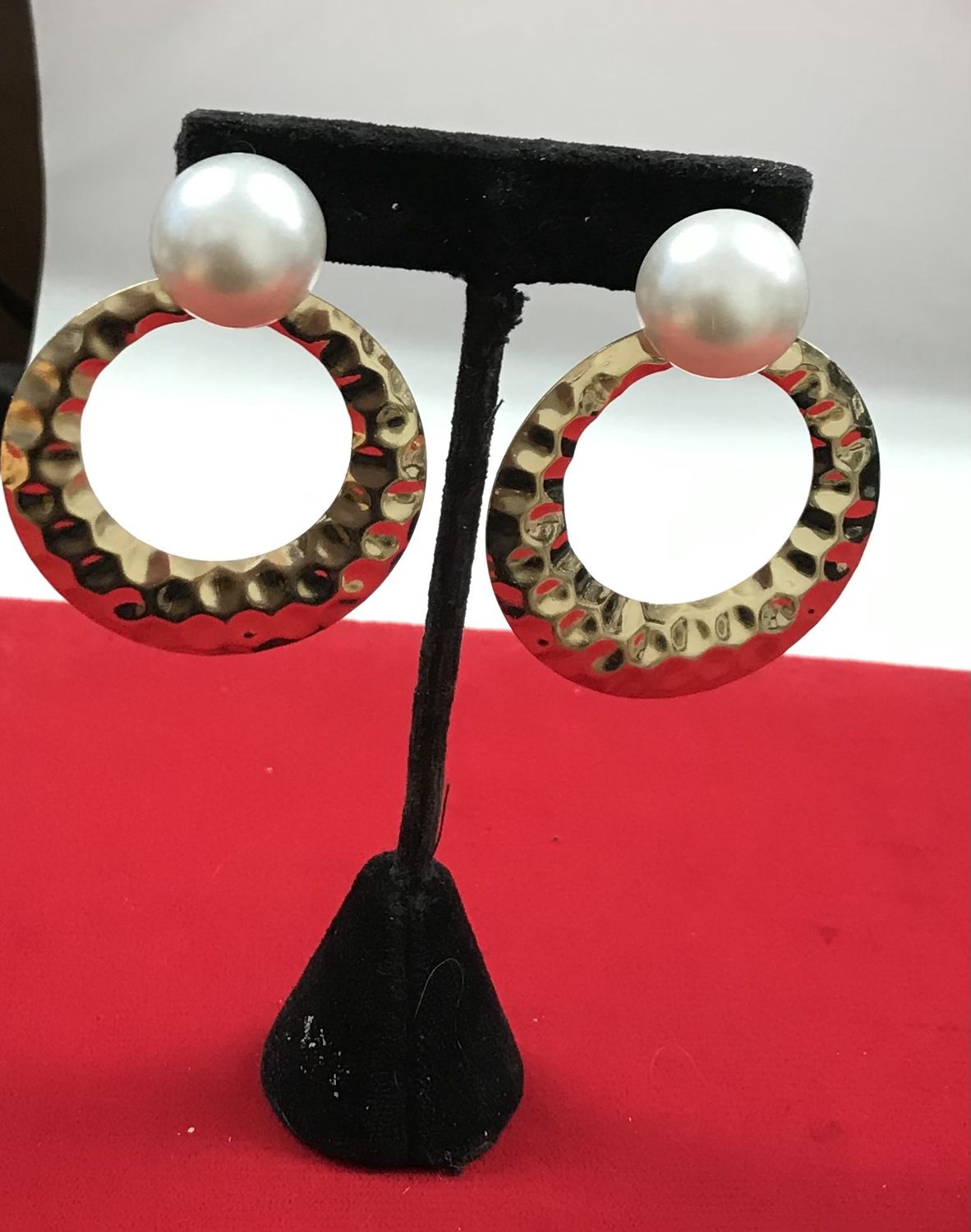 Fashion Gold  Pierce Pearl Hoop Earring