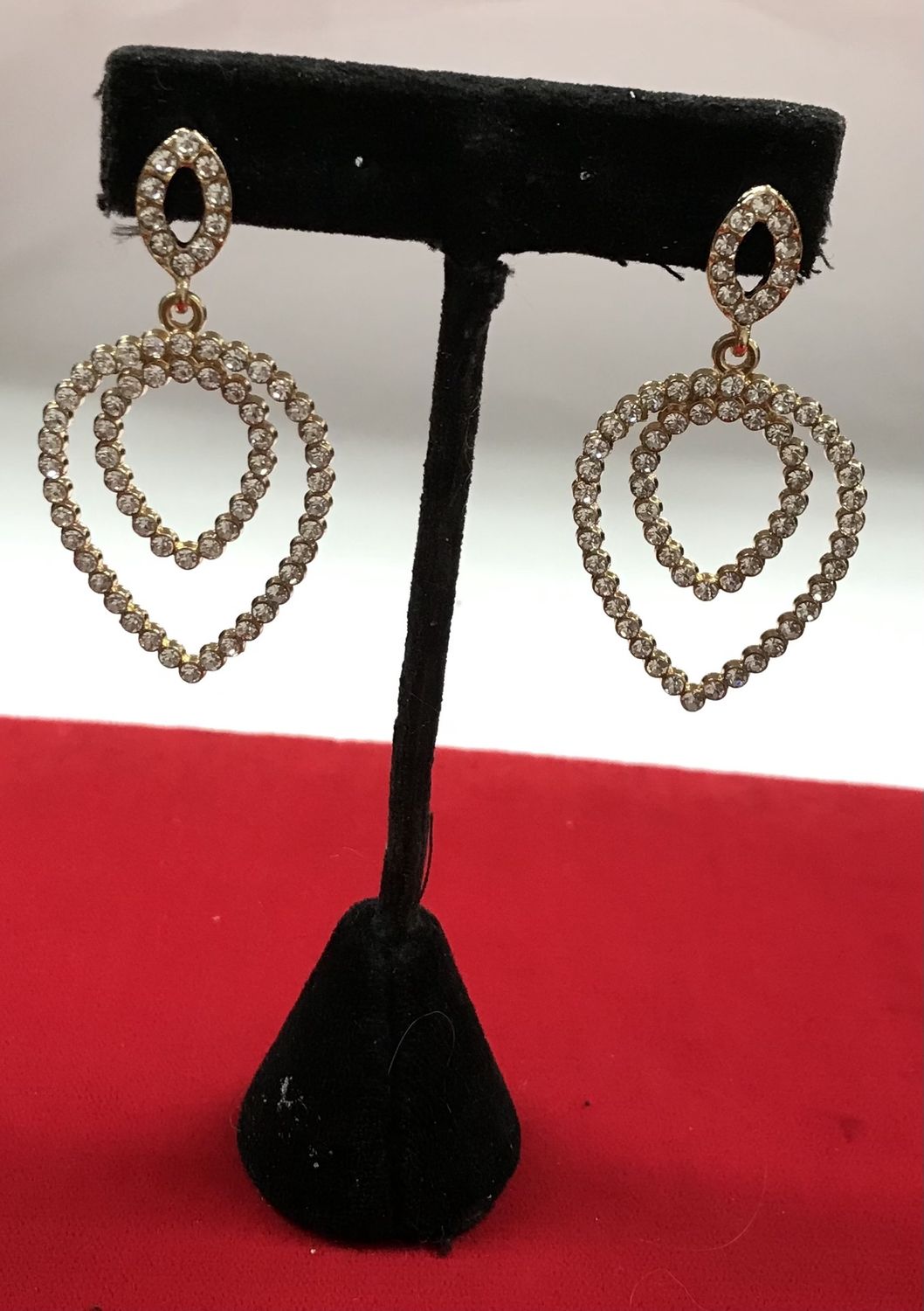 Fashion Gold  Dangling Earring with Rhinestones