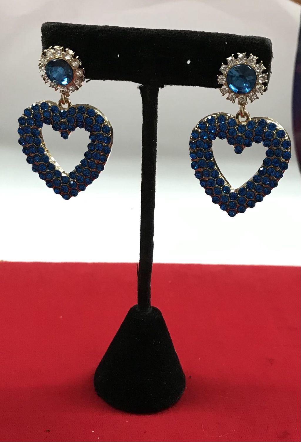 Fashion Gold  Heart Earring with Gemstones