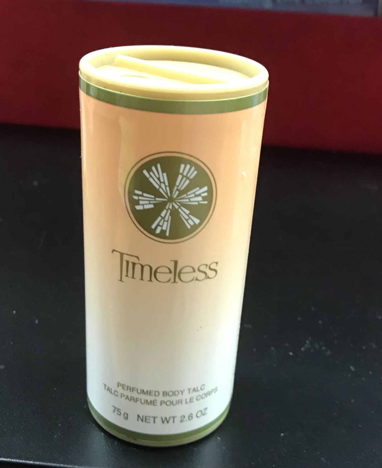 Avon TIMELESS Shimmering Body Powder