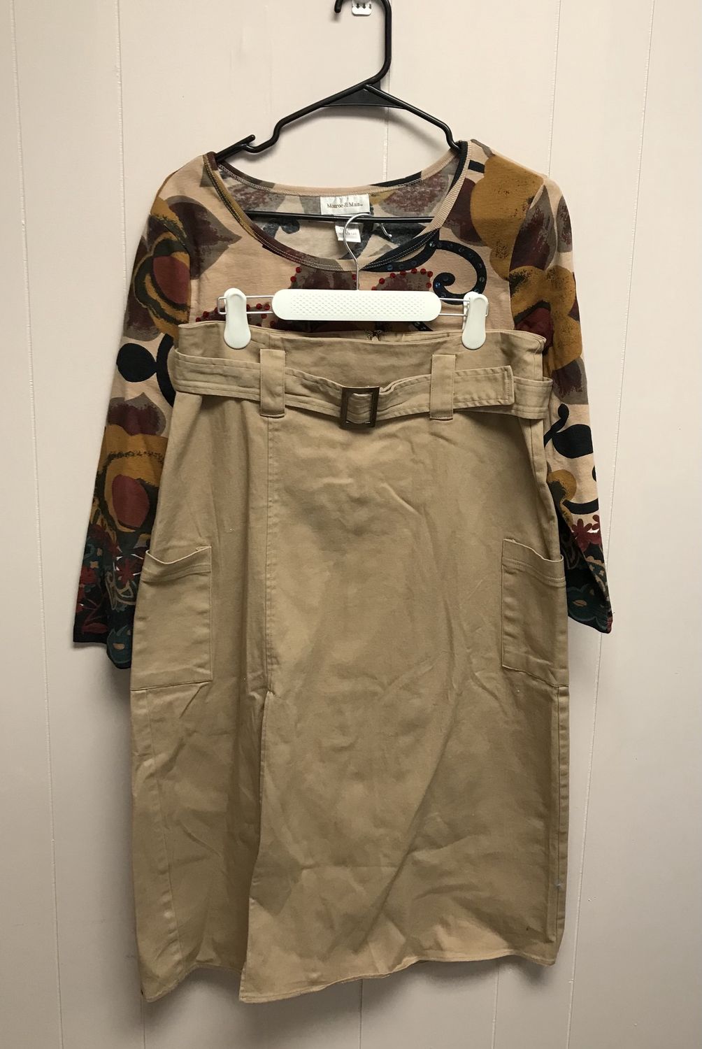 Lady’s Skiirt Set Brown by Monroe and Main Large