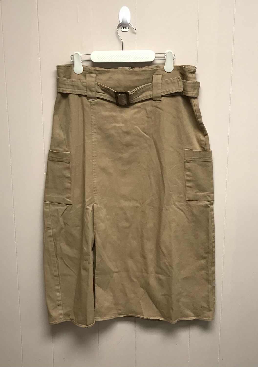 Lady’s Skiirt Set Brown by Monroe and Main Large