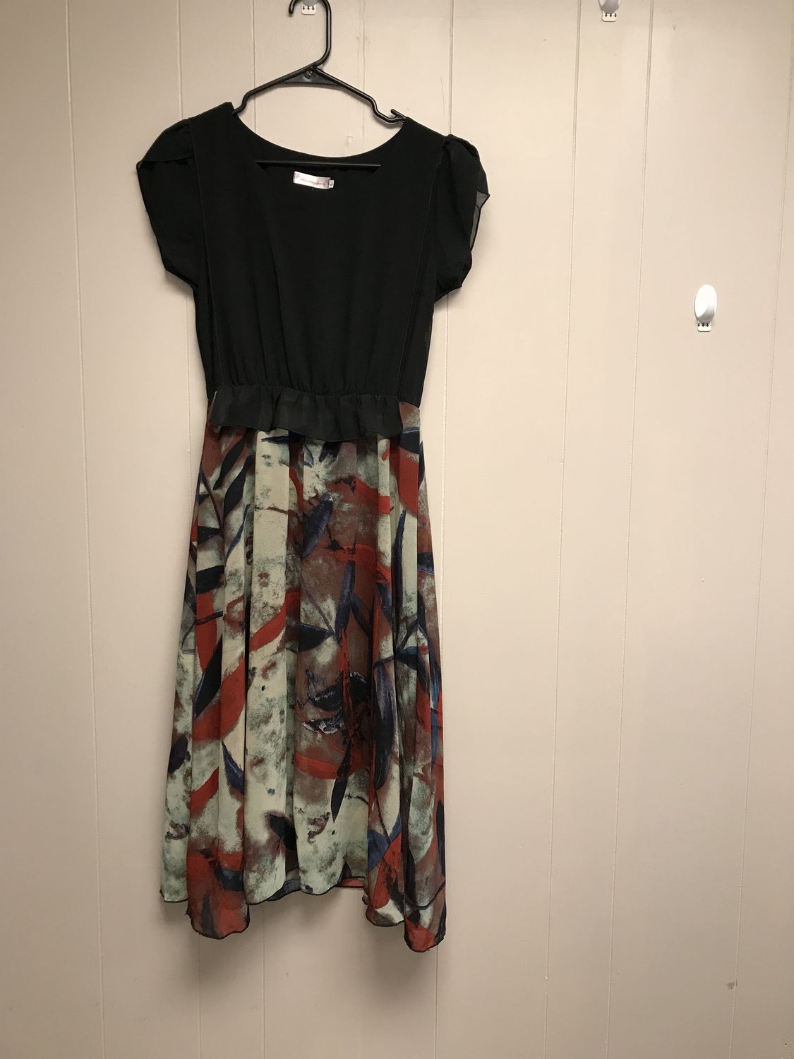 Women’s Dress Size Large