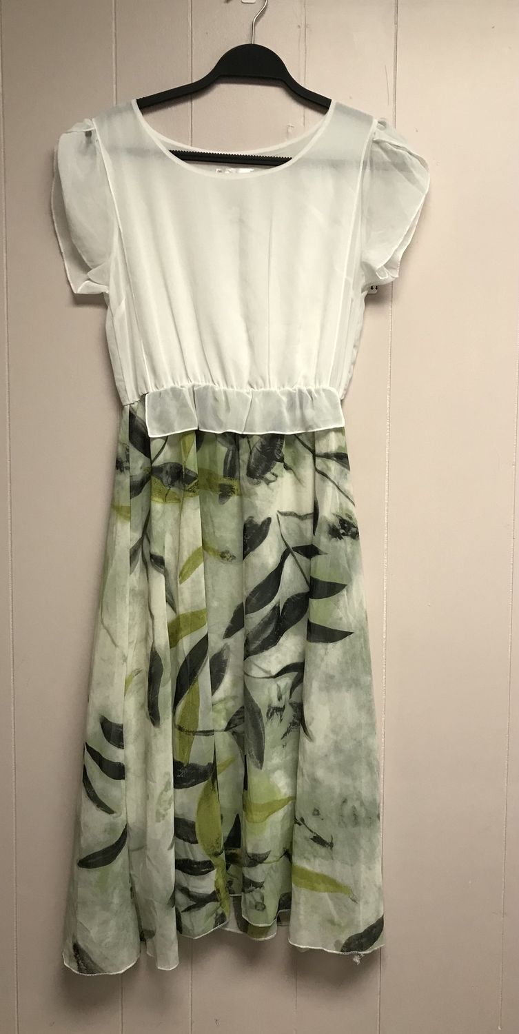 Women’s Dress zipper back Large