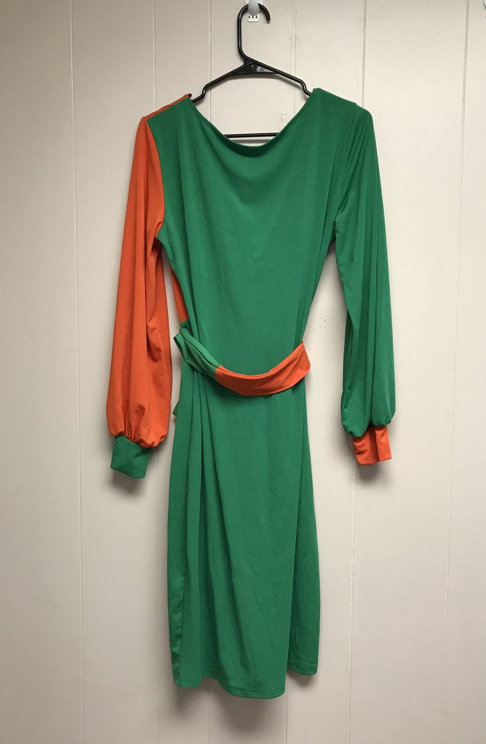 Lady’s Dress with Belt  Large