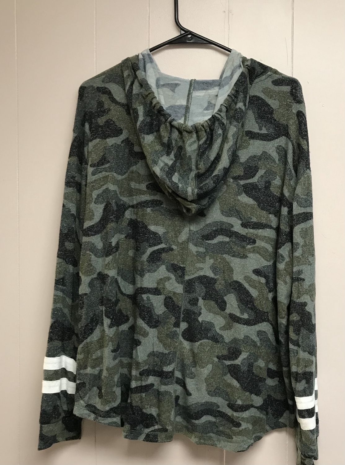 No Boundaries Forever Top,long sleeve XL( 15-17)