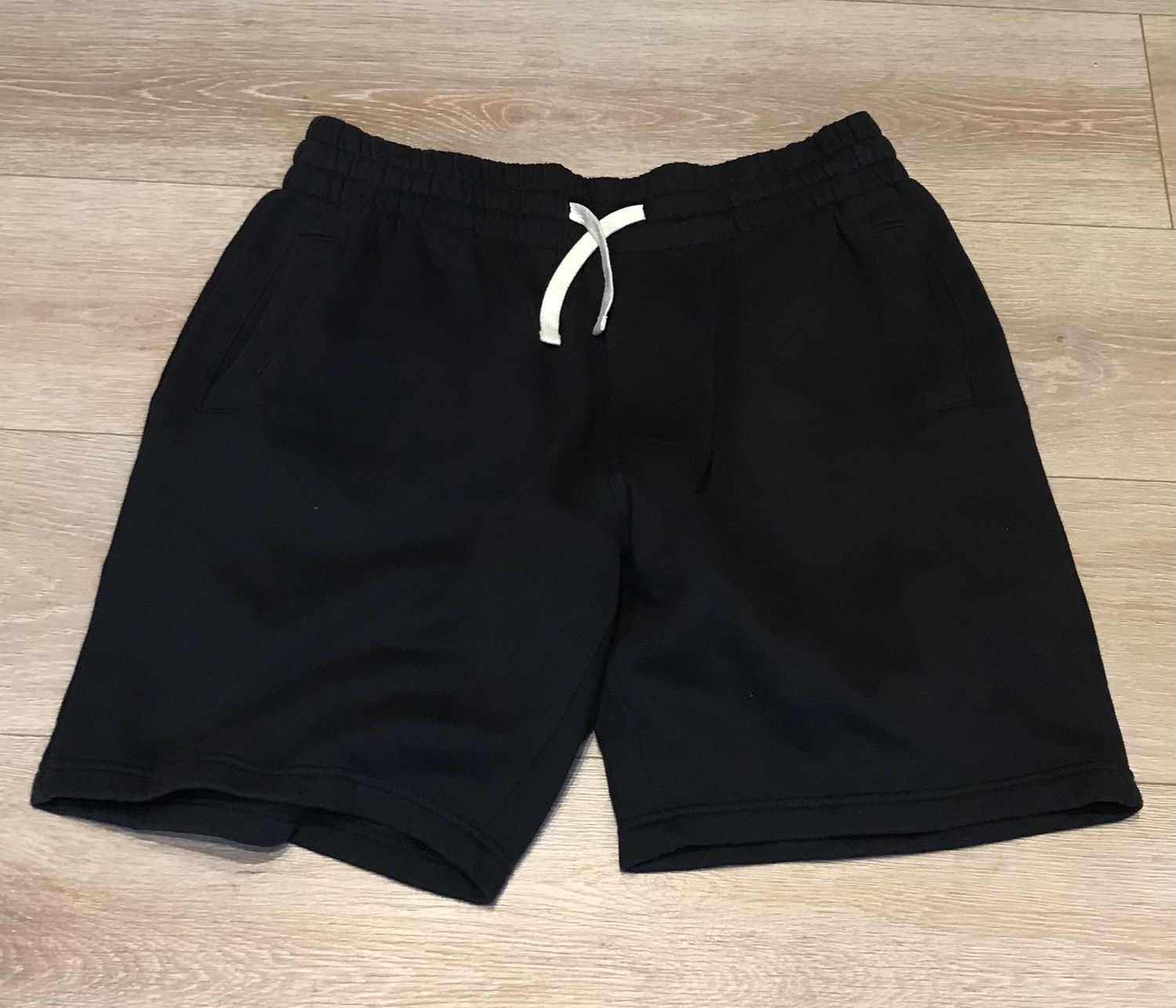 Men’s Shorts DIVIDCD Large with String