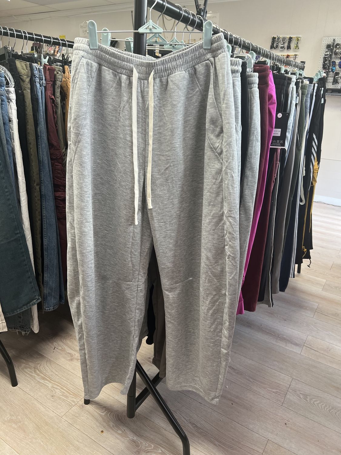 Men's Wide-Leg  Pant Large