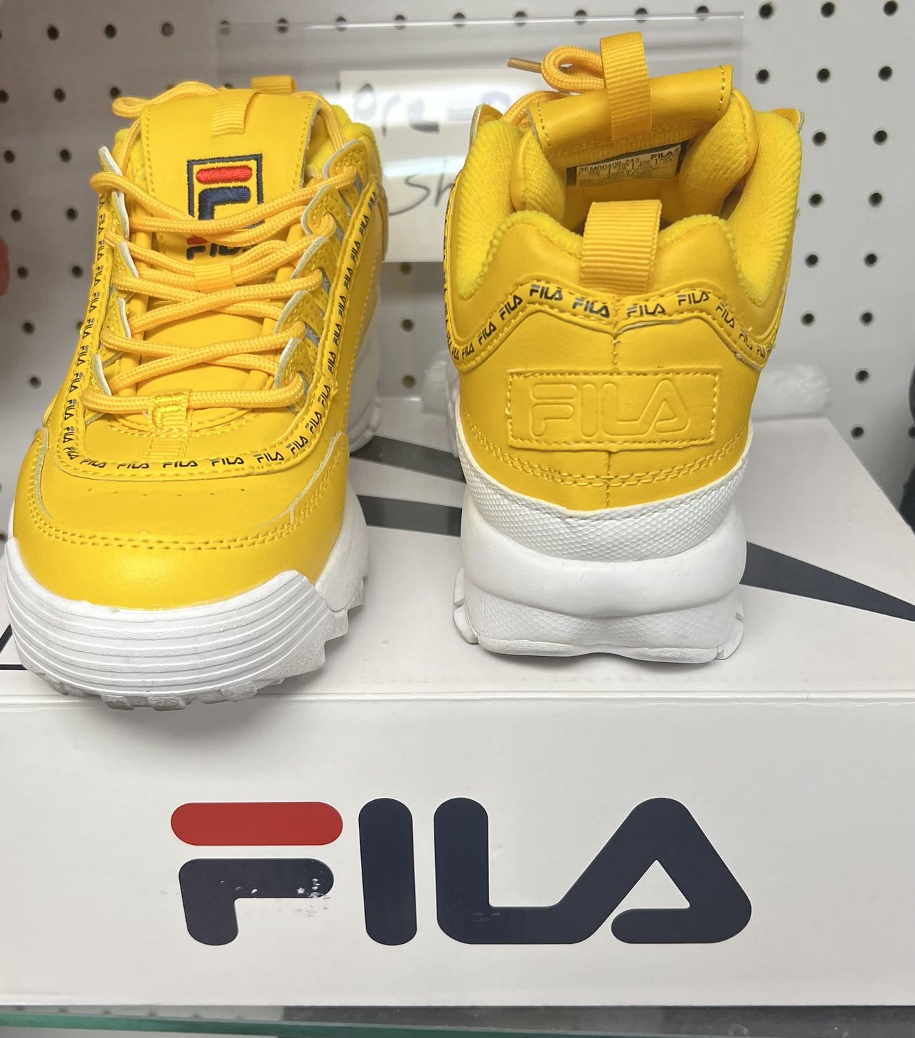 FILA Sneakers Yellow Size 5.5