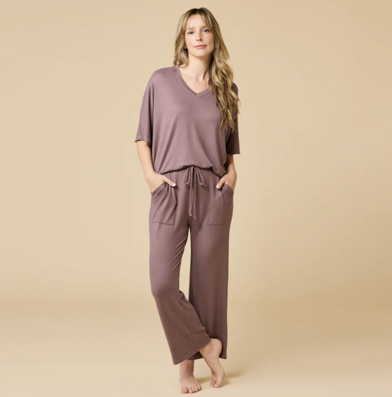 Softies Dream Relaxed VNeck Capri Set
