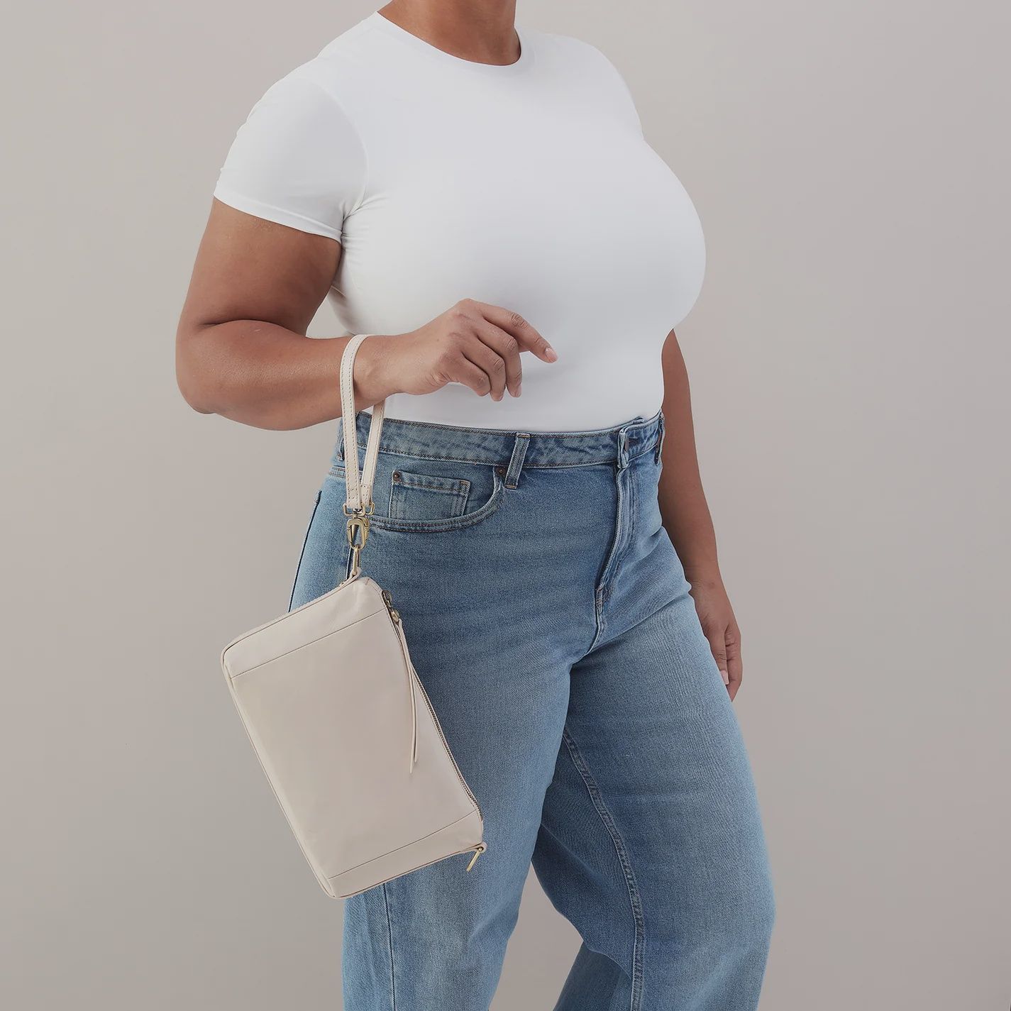 Hobo Darcy Carry-All Crossbody