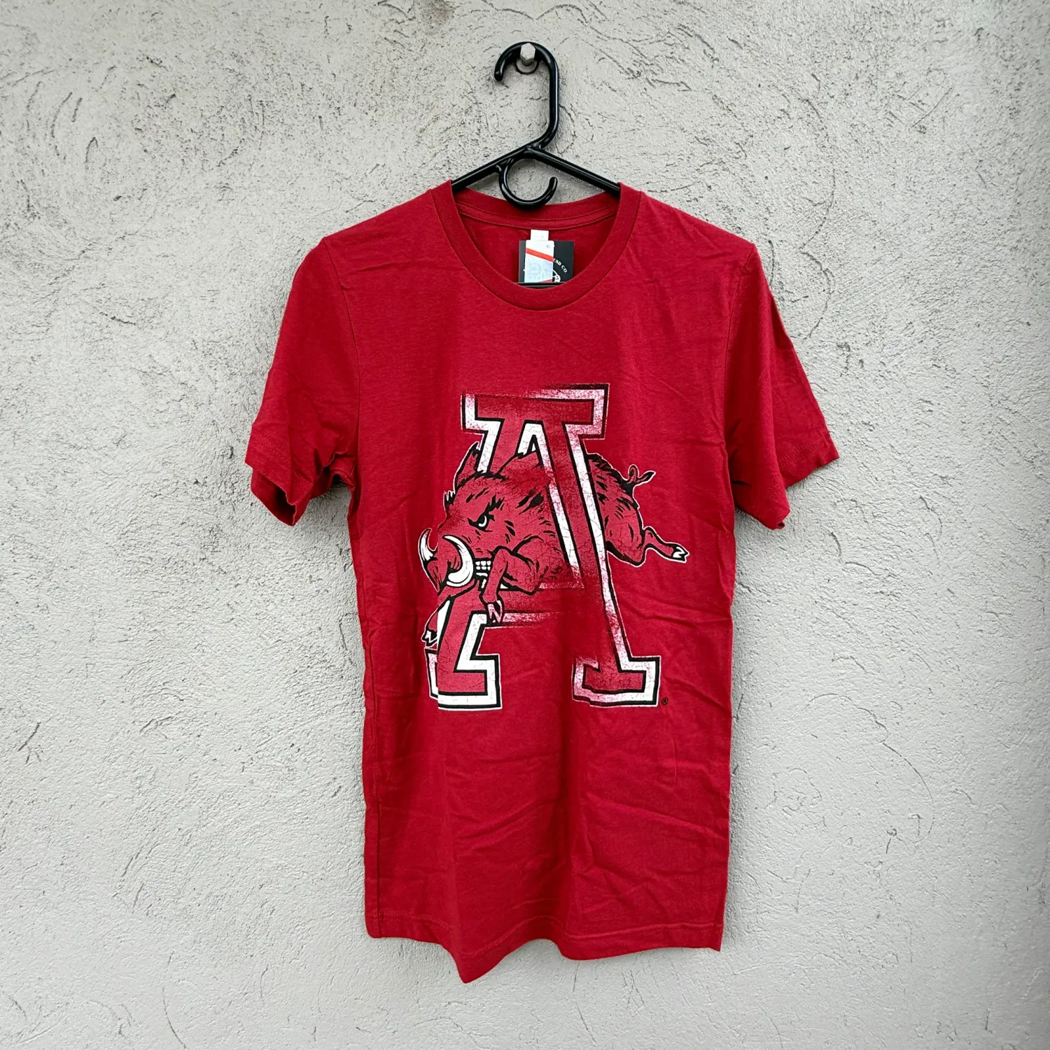 ST Red Hog Through A Tee