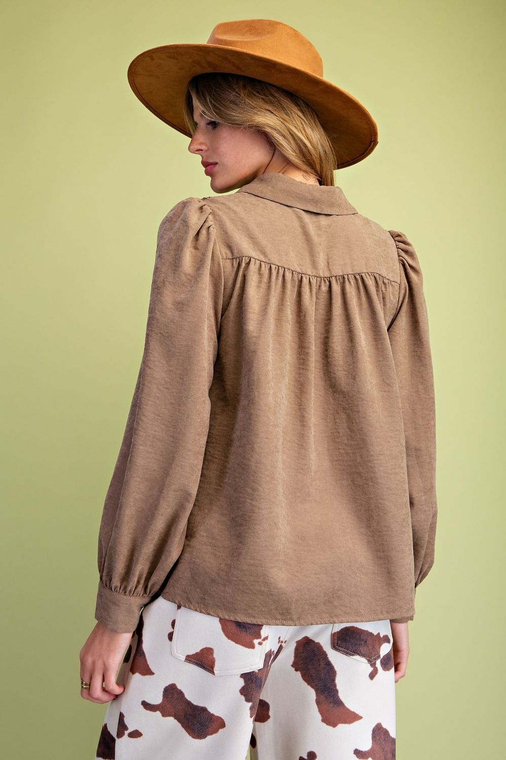 Easel Olive Gray Puckered Top
