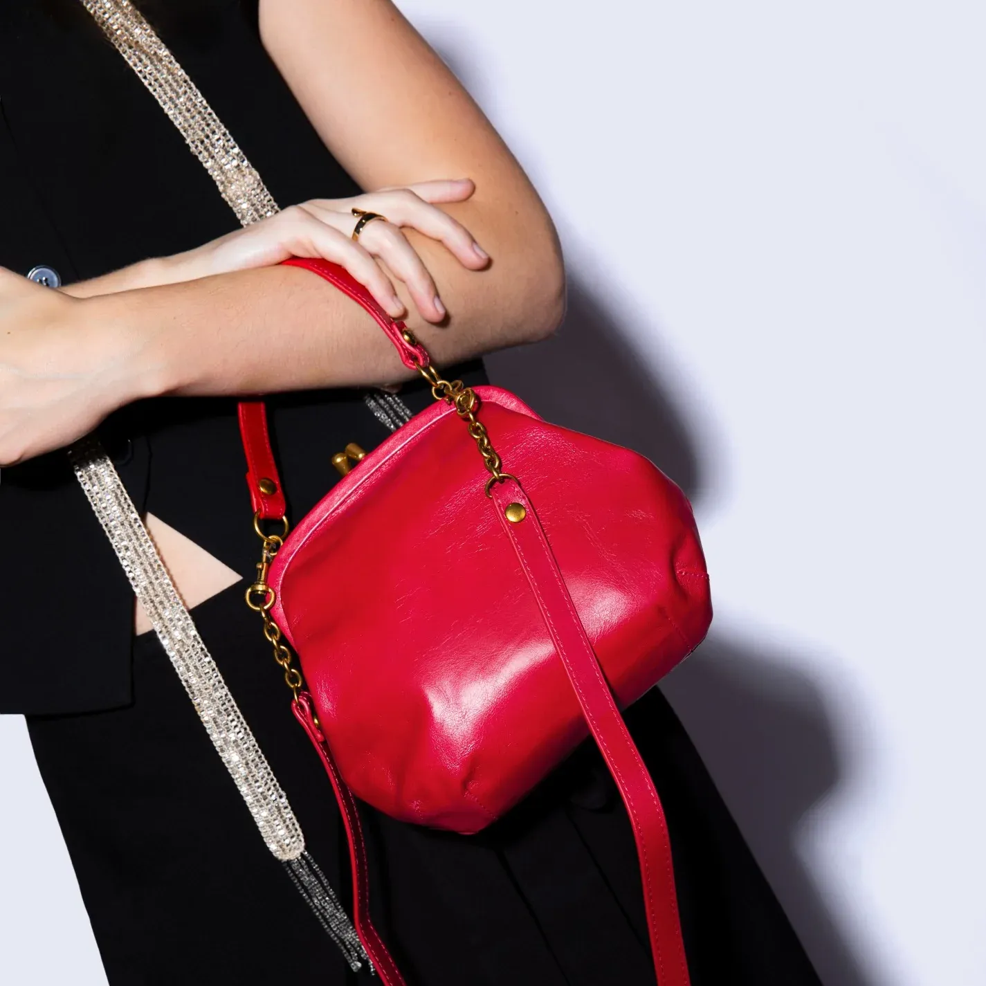 Hobo Alba Frame Crossbody