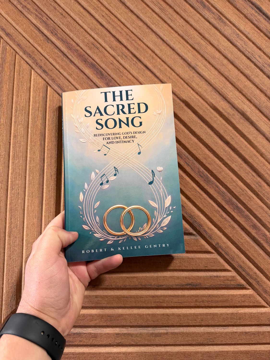 The Sacred Song (Paperback)