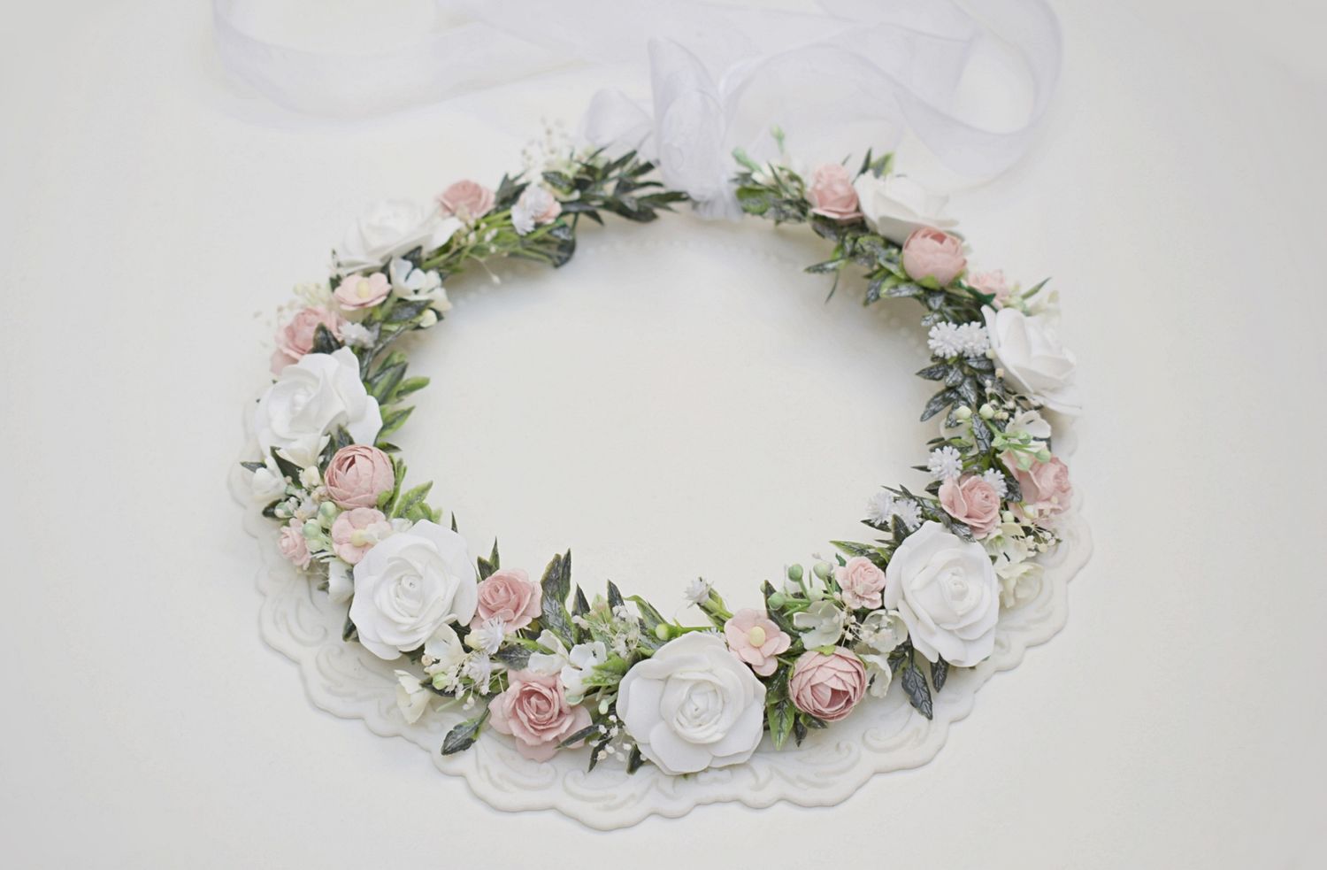 Wianek komunijny biel , pudrowy róż, zieleń