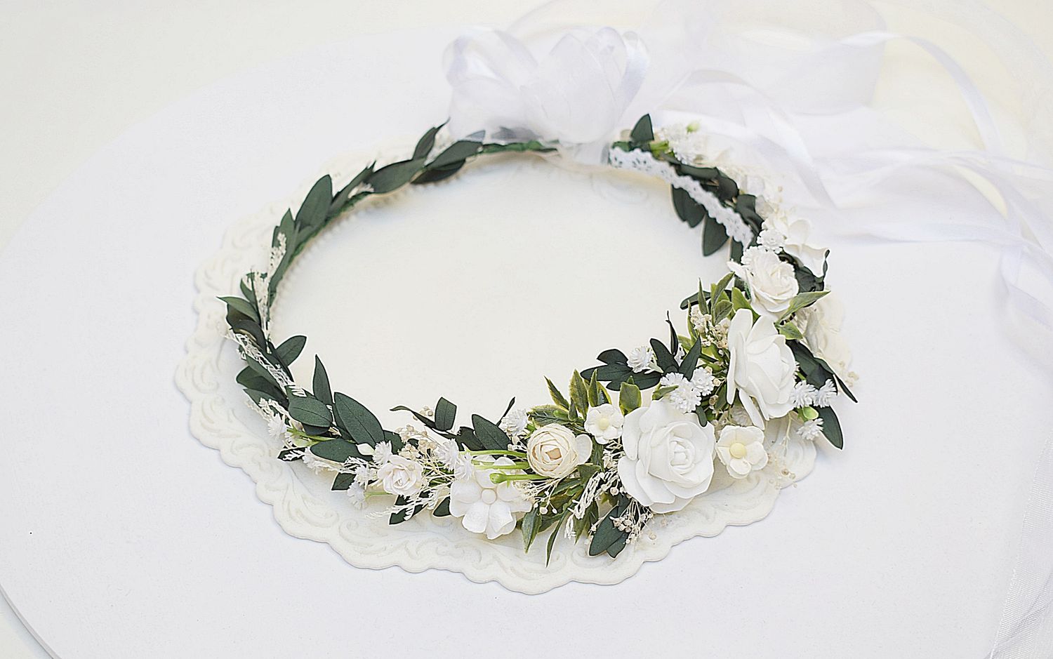 Wianek komunijny , weseje, biel, ivory, naturalny eukaliptus.