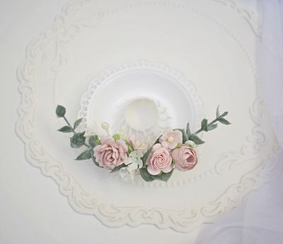 Ozdoba  na świecę z okapnikiem pudrowy róż, eukaliptus.