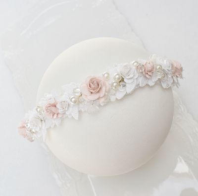 Wianek dla dziewczynki, Wianek na chrzest "Angel" kremowa biel pudrowy roż